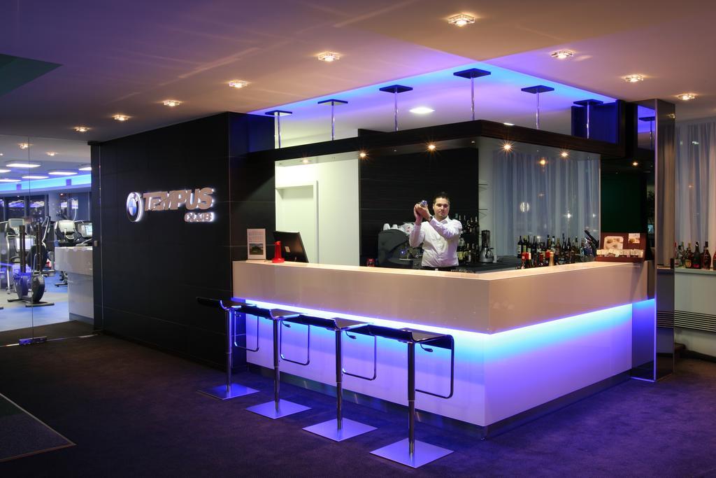 Tempus Club Garni Hotel Bratislava Exterior foto